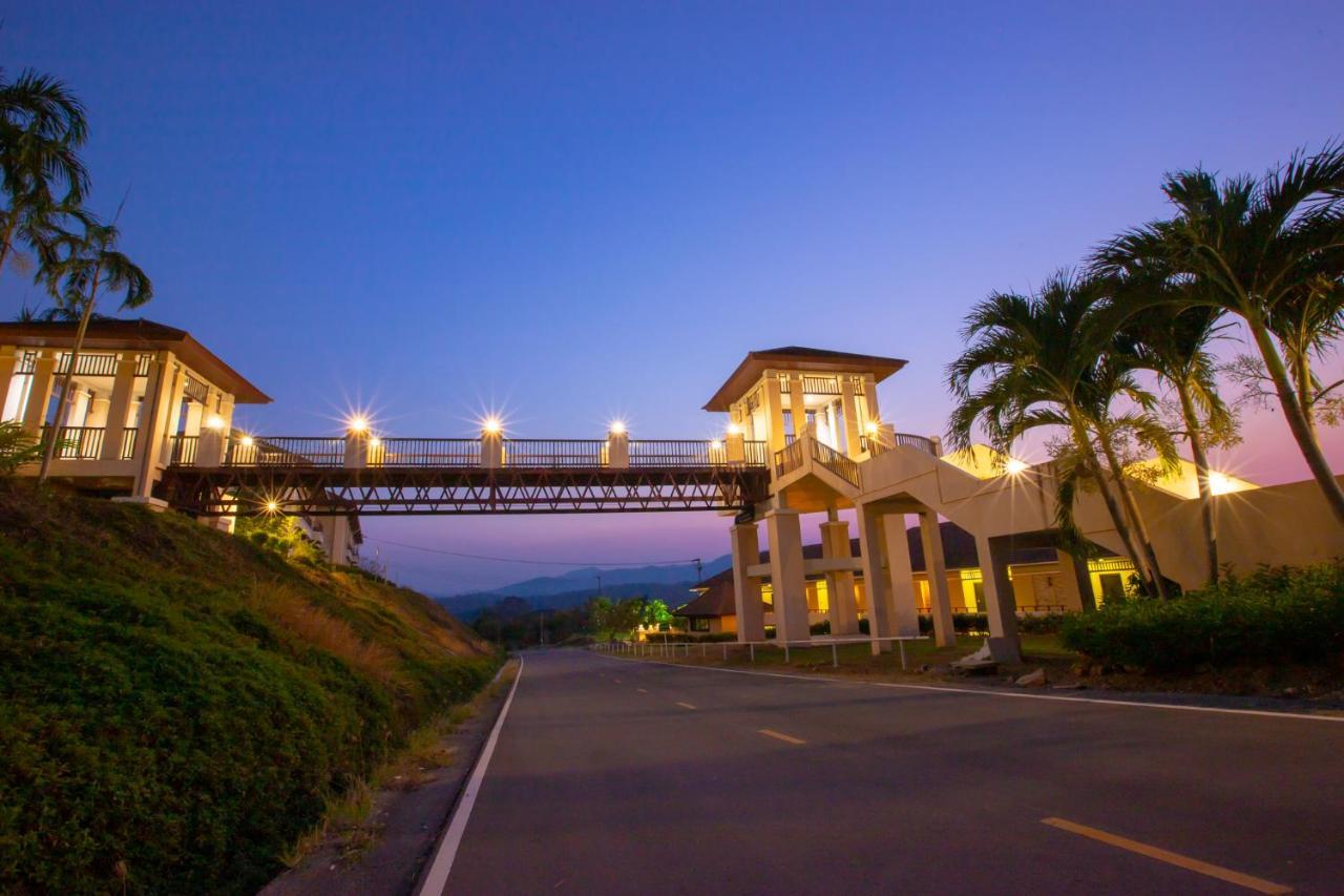 Leaves Valley Resort Nong Ya Plong Dış mekan fotoğraf
