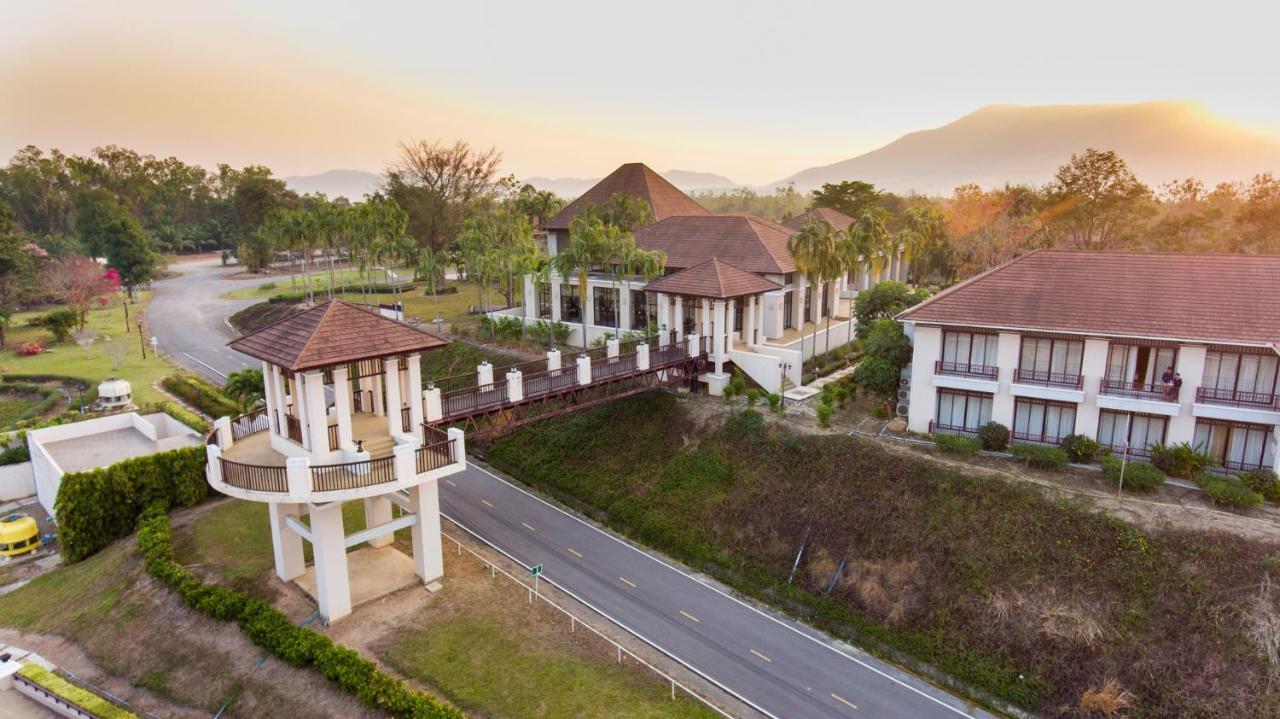 Leaves Valley Resort Nong Ya Plong Dış mekan fotoğraf