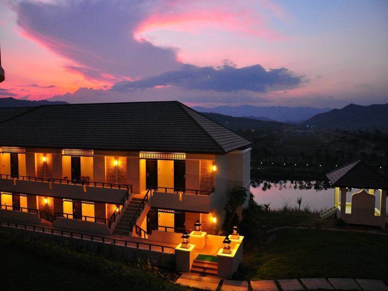 Leaves Valley Resort Nong Ya Plong Dış mekan fotoğraf